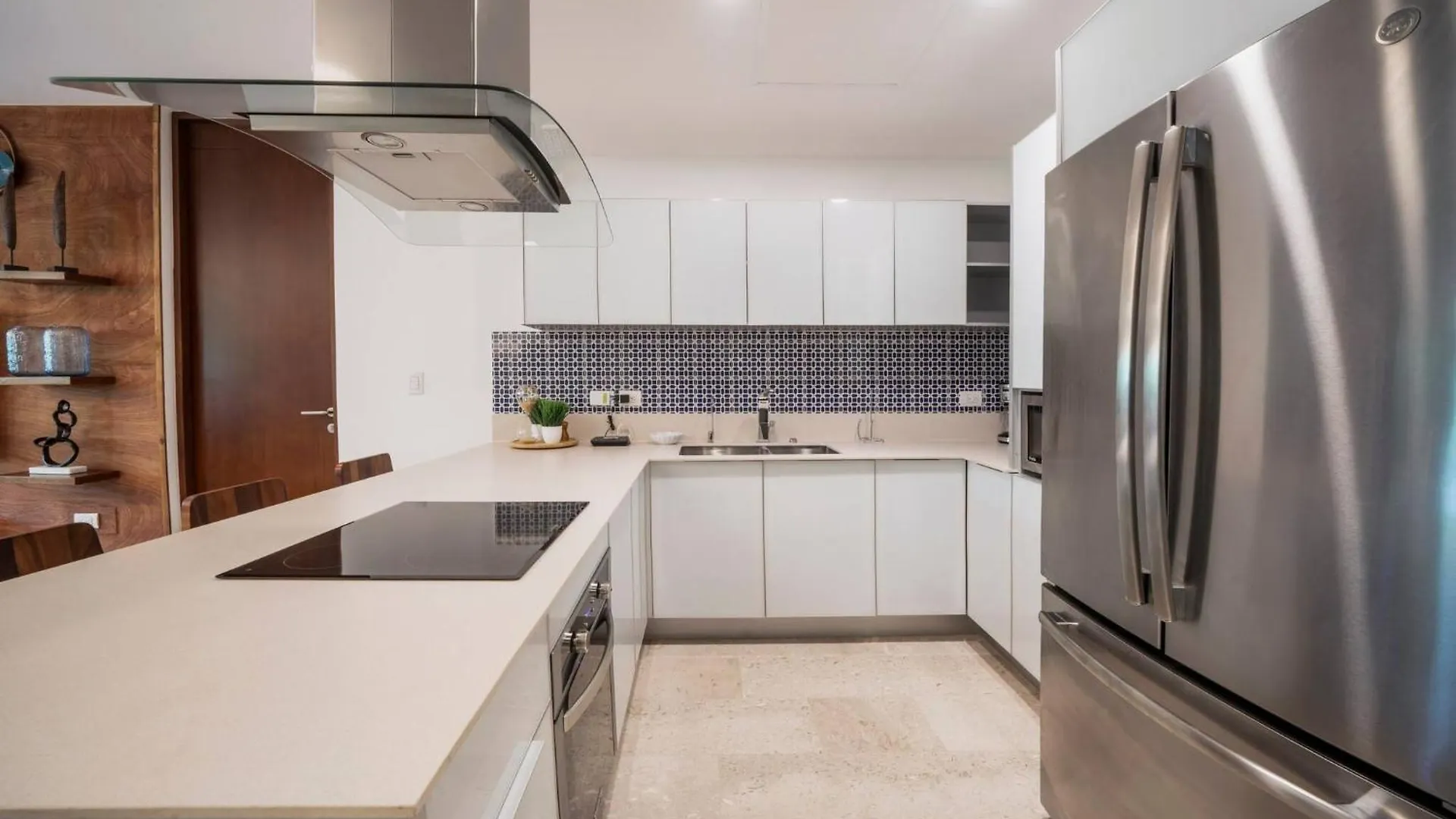 Luxury 2 Bedroom Condo With Private Jacuzzi & Bbq - At Cruz Con Mar - Maricruz Playa del Carmen 0*,  Mexico